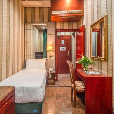 Castro Pretorio Easy Rooms 로마 외부 사진